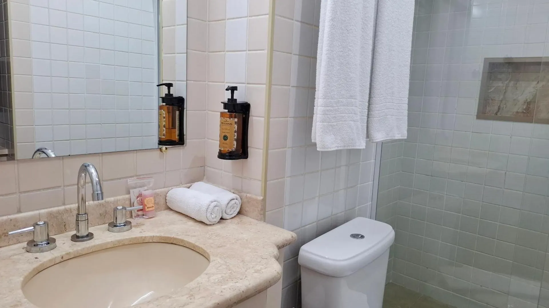 Lindo Flat Reformado No Coracao Da Vila Olimpia San Paolo Brasile