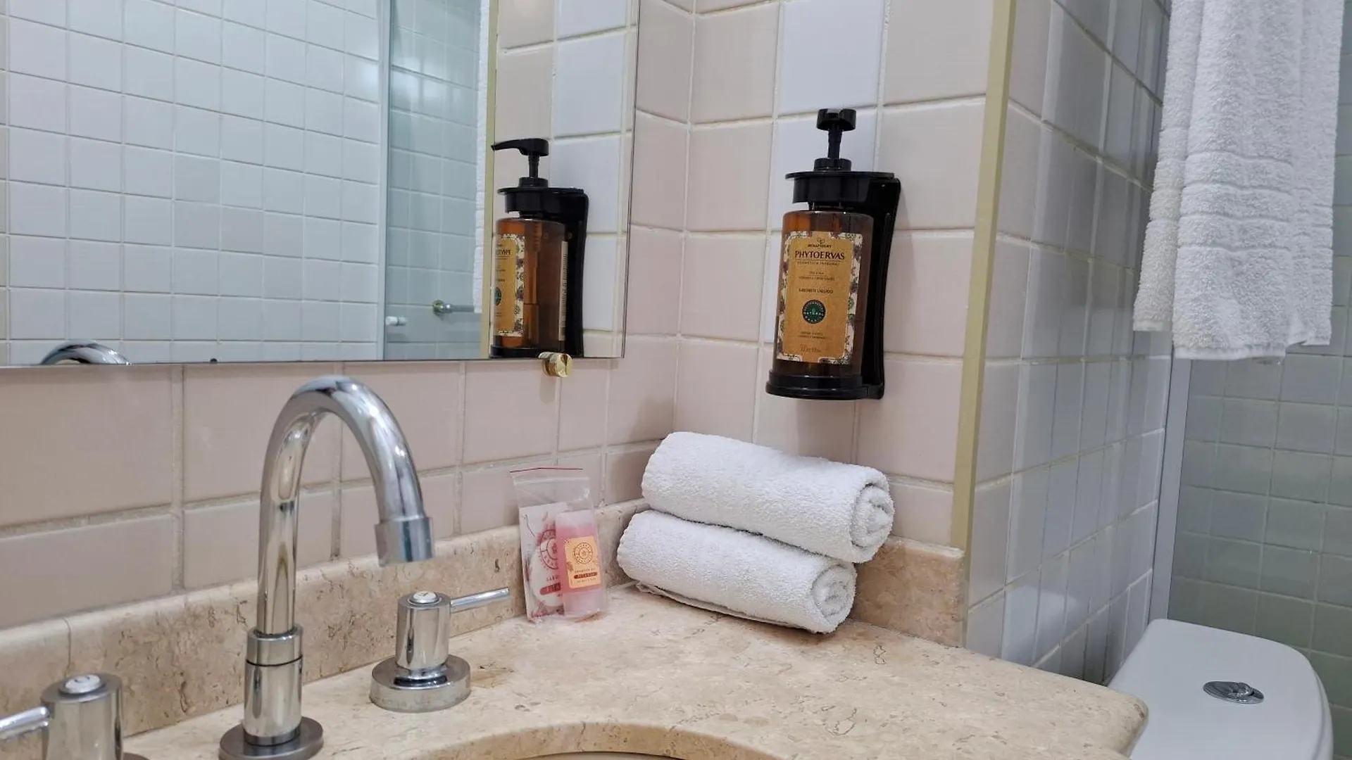 Lindo Flat Reformado No Coracao Da Vila Olimpia San Paolo Hotel